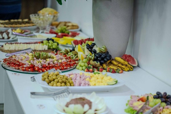 Transformez vos dîners en expériences mémorables avec un chef privé